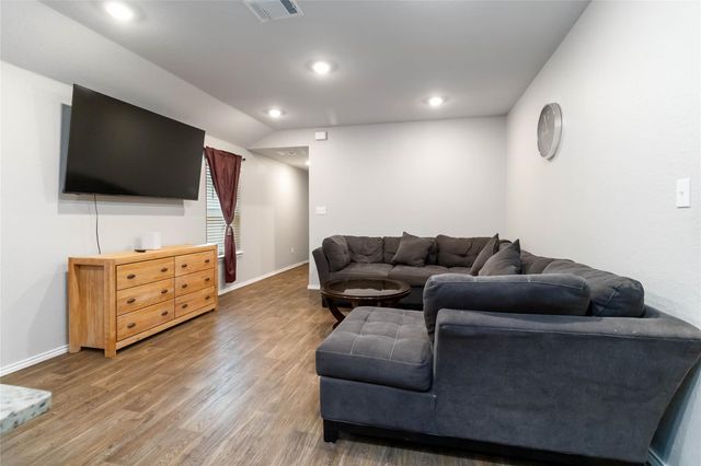 2845 Wolfcreek, New Braunfels, TX 78130