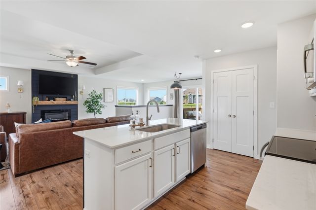 723 NE Whitetail Drive, Ankeny, IA 50021