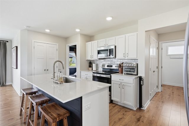 723 NE Whitetail Drive, Ankeny, IA 50021