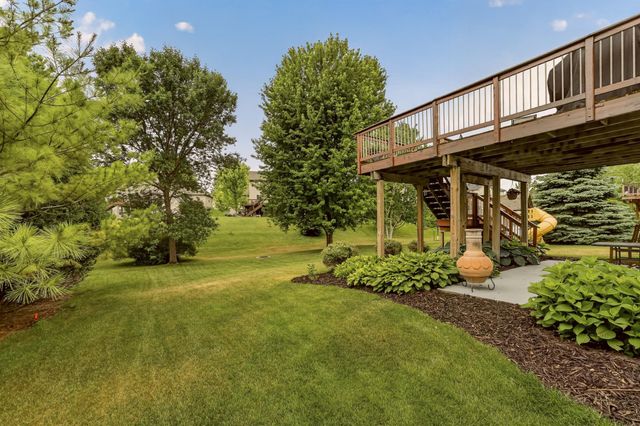2482 Crimson Ridge Circle NW, Rochester, MN 55901