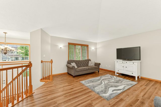 2482 Crimson Ridge Circle NW, Rochester, MN 55901