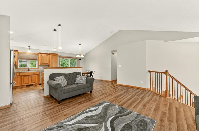 2482 Crimson Ridge Circle NW, Rochester, MN 55901