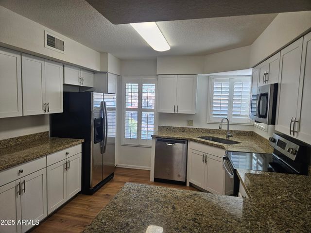 8787 E MOUNTAIN VIEW Road 1091, Scottsdale, AZ 85258