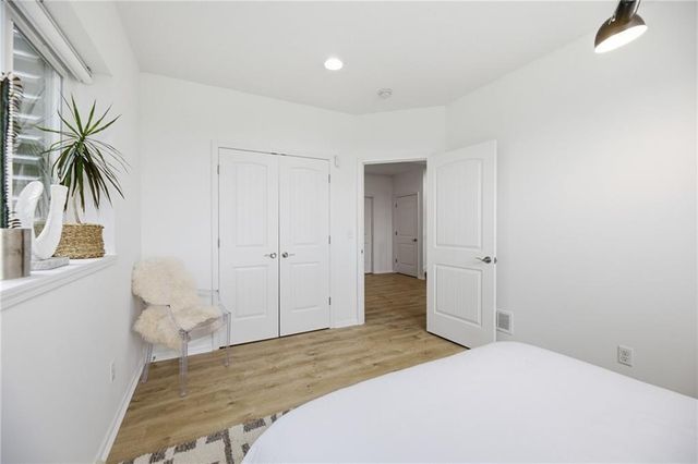 17333 Hauser Street, Overland Park, KS 66221