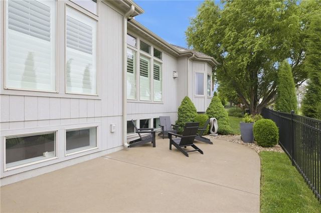 17333 Hauser Street, Overland Park, KS 66221