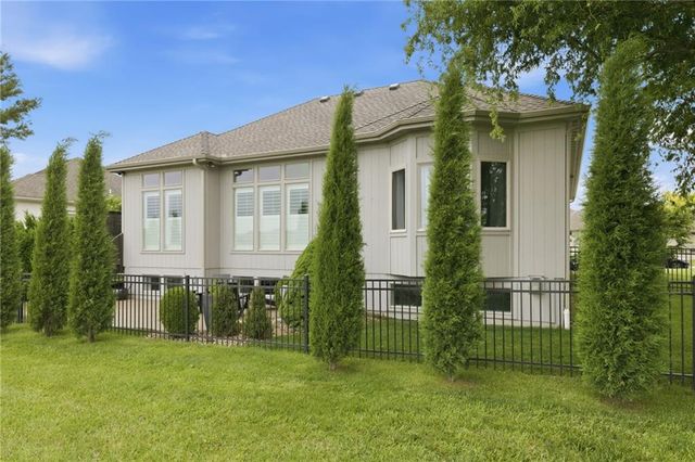 17333 Hauser Street, Overland Park, KS 66221