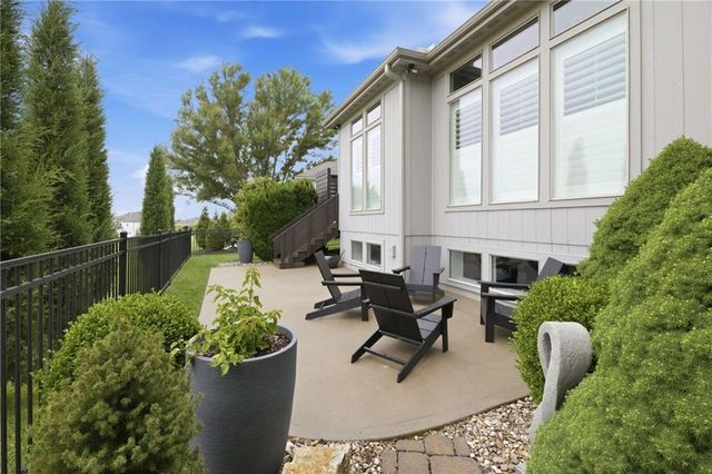 17333 Hauser Street, Overland Park, KS 66221