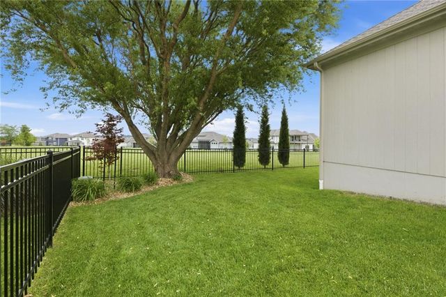 17333 Hauser Street, Overland Park, KS 66221