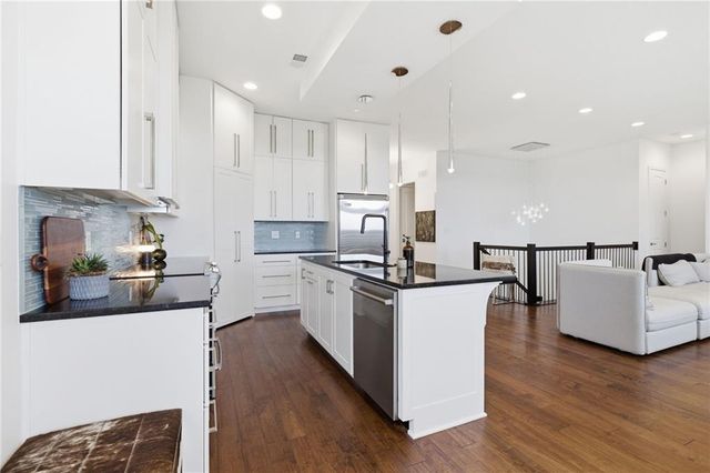 17333 Hauser Street, Overland Park, KS 66221