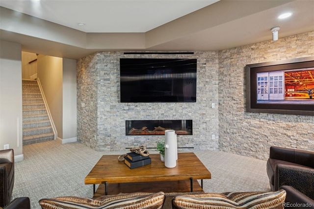 8363 S Winnipeg Court, Aurora, CO 80016