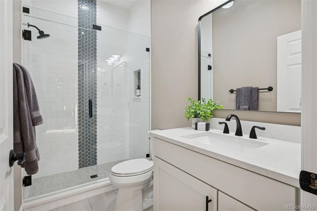 8363 S Winnipeg Court, Aurora, CO 80016