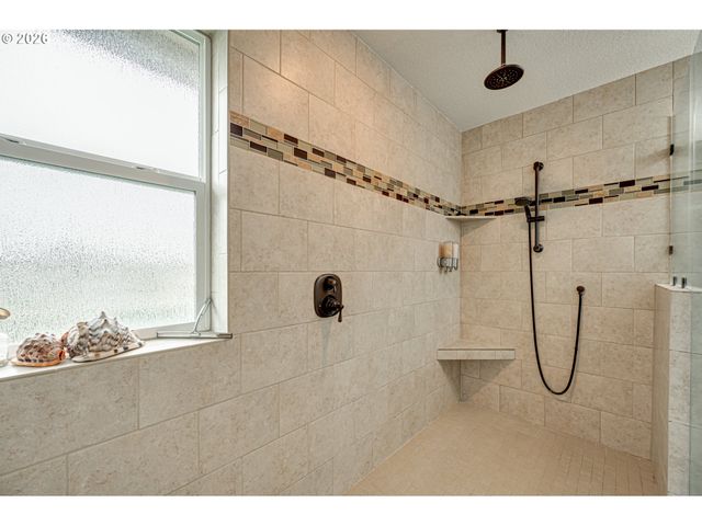 19118 Ne 24TH St, Vancouver, WA 98684