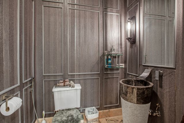 15 Terra Vita Court, South Barrington, IL 60010