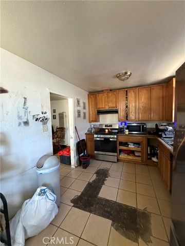 1064 253rd, Harbor City (los Angeles), CA 90710