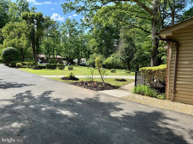 19 GREENRIDGE DR, Stafford, VA 22554
