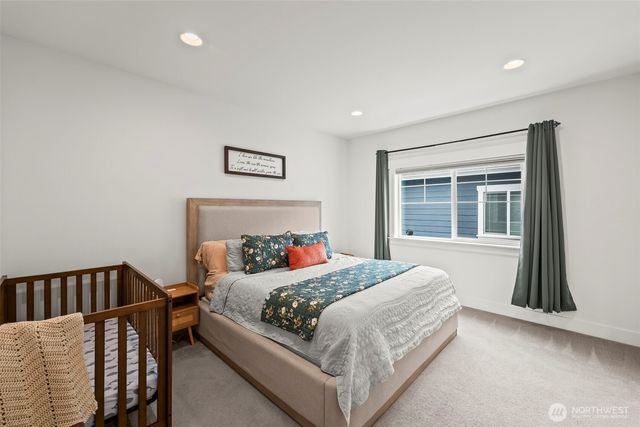 30 E Cedarland Lane, Allyn, WA 98524