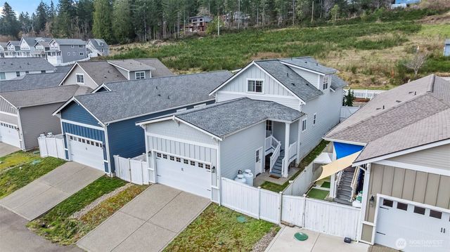30 E Cedarland Lane, Allyn, WA 98524