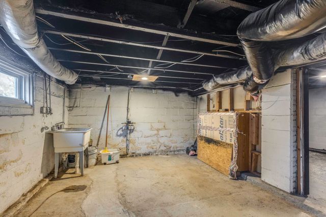 146 Wells Street, Croswell, MI 48422