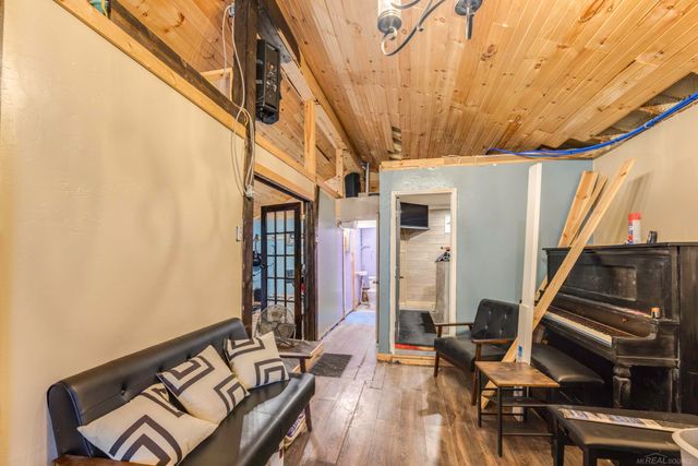 146 Wells Street, Croswell, MI 48422