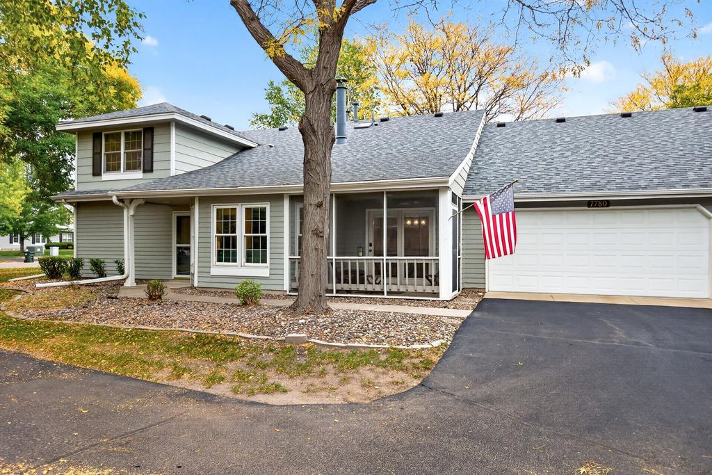 7780 Glenda Court, Apple Valley, MN 55124 — photo 2