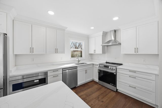 294 Idle Hour Drive, Lexington, KY 40502