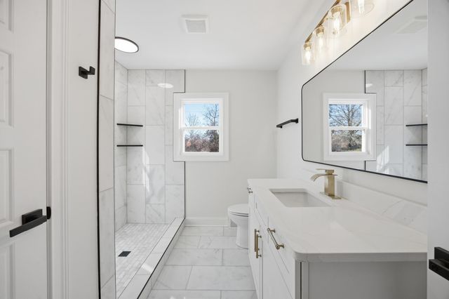 294 Idle Hour Drive, Lexington, KY 40502