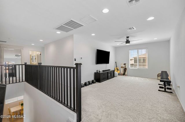 12092 E Ryscott Circle, Vail, AZ 85641