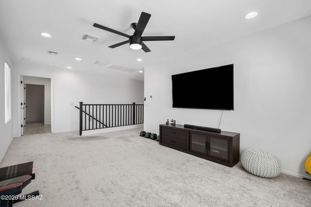 12092 E Ryscott Circle, Vail, AZ 85641