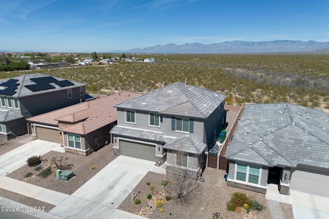 12092 E Ryscott Circle, Vail, AZ 85641