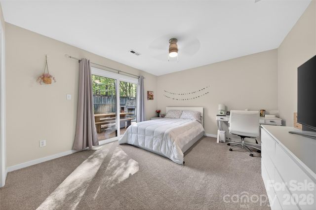 9018 St Lucia Lane, Charlotte, NC 28277