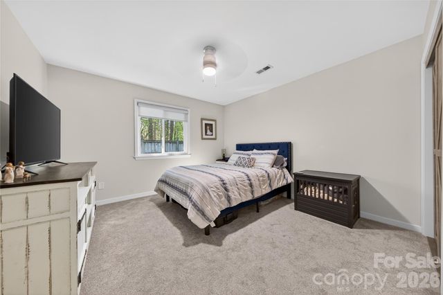 9018 St Lucia Lane, Charlotte, NC 28277