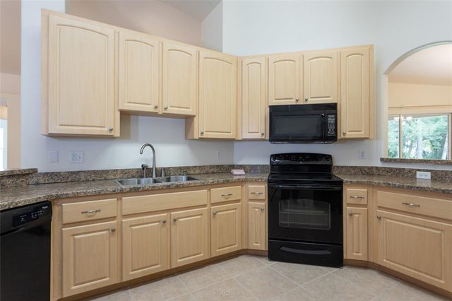 3 ZODIAC PLACE, Palm Coast, FL 32164