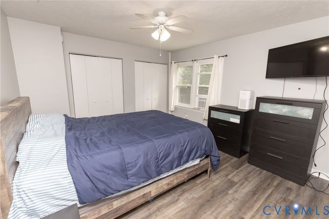 1812 Meadow Park Dr, North Chesterfield, VA 23225