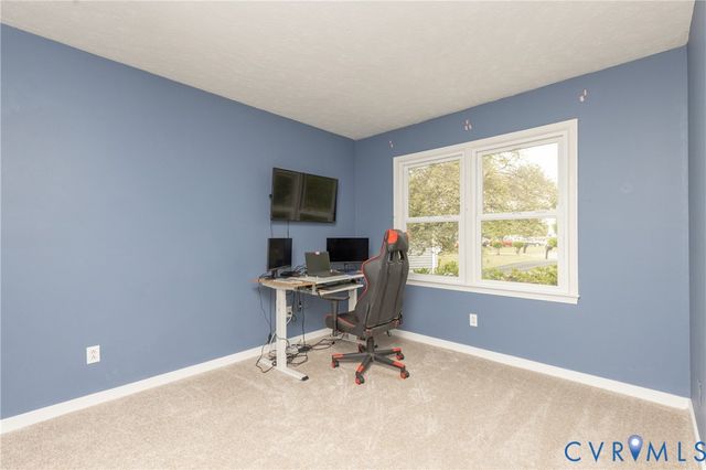 1812 Meadow Park Dr, North Chesterfield, VA 23225