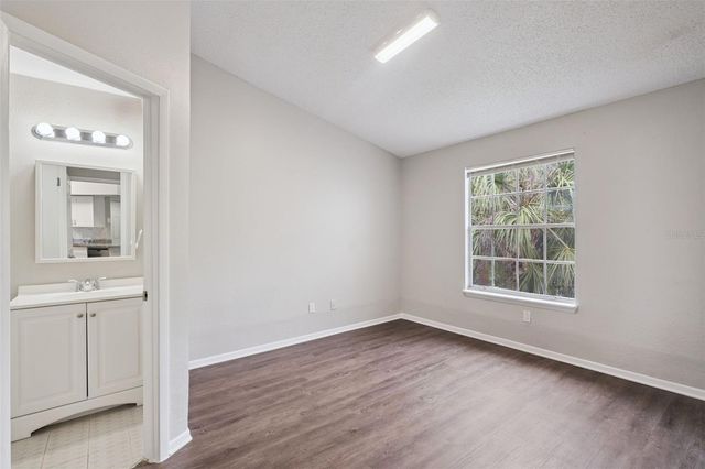 1948 LAKE ATRIUMS CIRCLE 124, Orlando, FL 32839