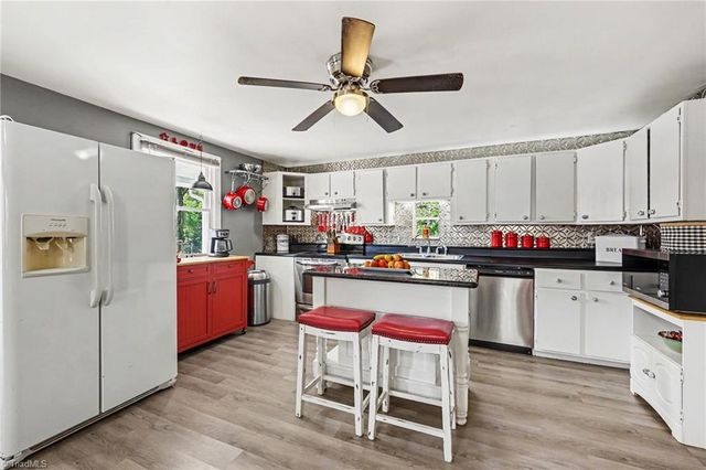 5883 Mendenhall Road, Archdale, NC 27263