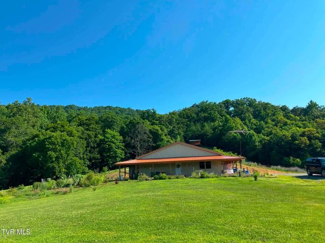 336 Cloud Creek Road, Rogersville, TN 37857
