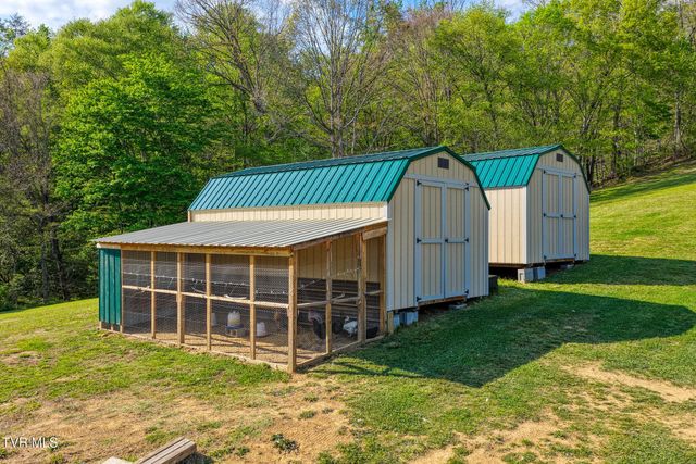 336 Cloud Creek Road, Rogersville, TN 37857