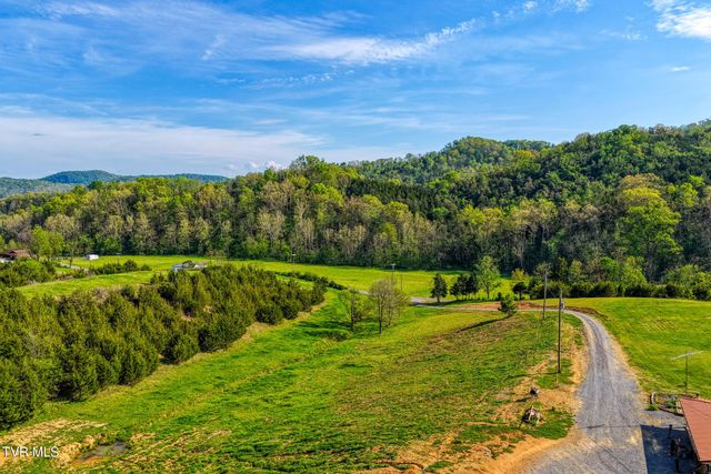 336 Cloud Creek Road, Rogersville, TN 37857