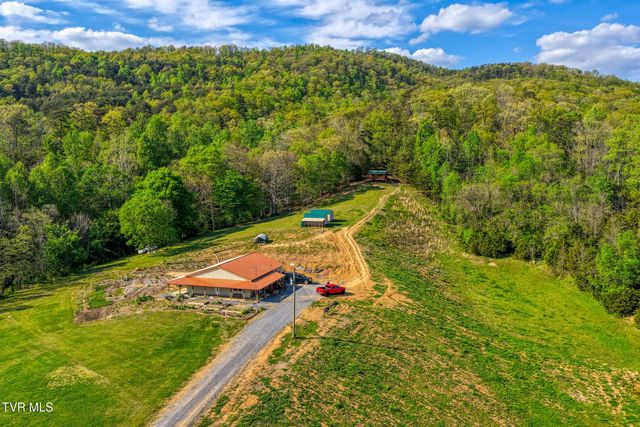 336 Cloud Creek Road, Rogersville, TN 37857