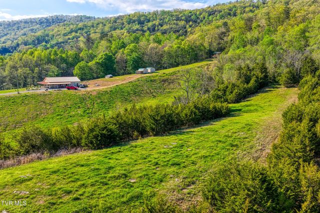 336 Cloud Creek Road, Rogersville, TN 37857