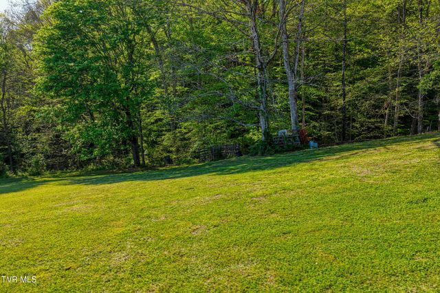 336 Cloud Creek Road, Rogersville, TN 37857