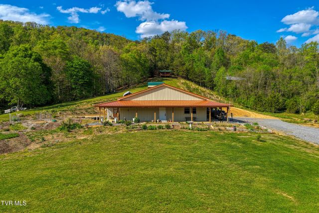 336 Cloud Creek Road, Rogersville, TN 37857
