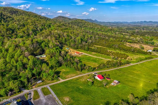 336 Cloud Creek Road, Rogersville, TN 37857