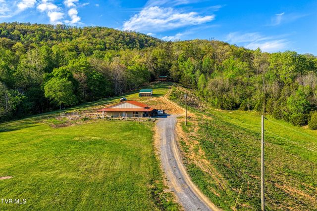 336 Cloud Creek Road, Rogersville, TN 37857