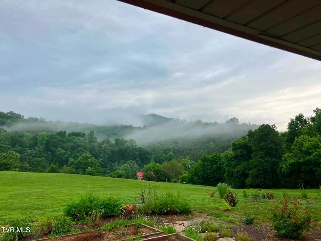 336 Cloud Creek Road, Rogersville, TN 37857