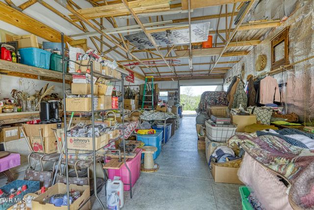 336 Cloud Creek Road, Rogersville, TN 37857