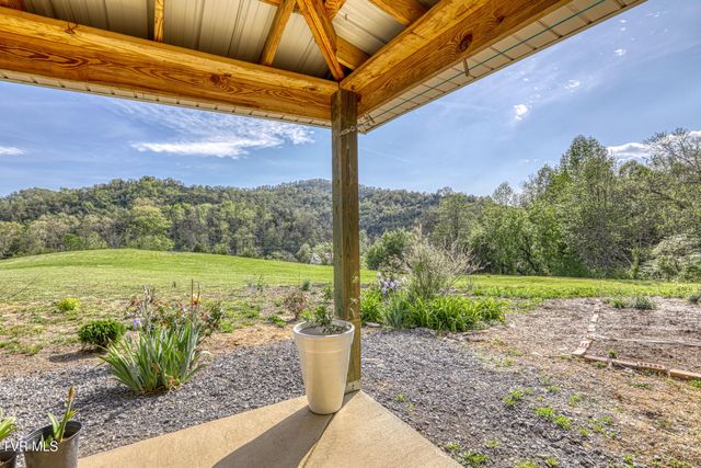 336 Cloud Creek Road, Rogersville, TN 37857
