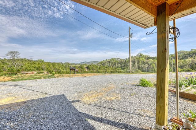 336 Cloud Creek Road, Rogersville, TN 37857