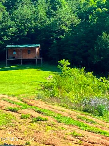 336 Cloud Creek Road, Rogersville, TN 37857